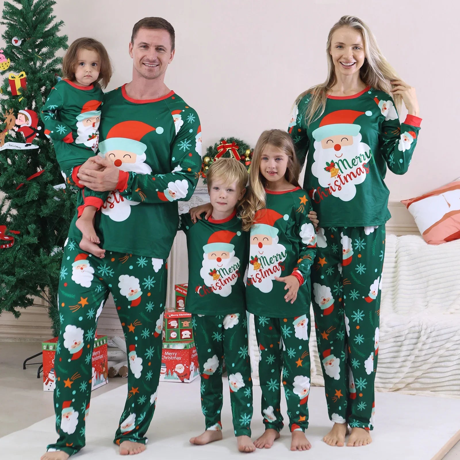 Santa Claus Green Print Christmas Pyjamas